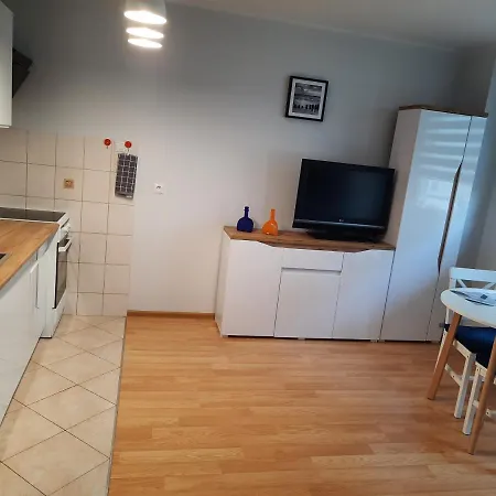 Apartament Witawa Gdynia, Pokoj Z Aneksem Kuchennym Po Remoncie